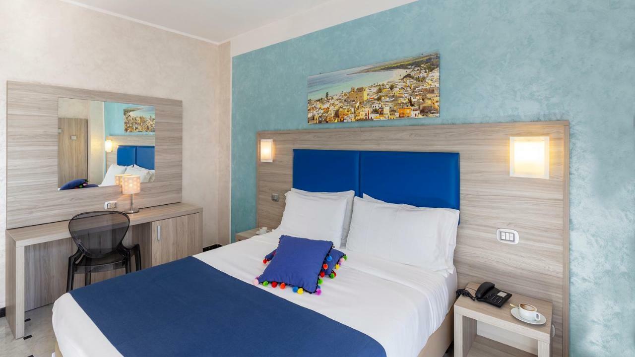 Hotel Piccolo Mondo 산비토로카포 외부 사진